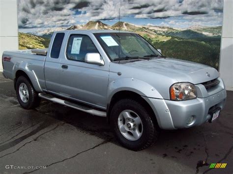 2001 Silver Ice Metallic Nissan Frontier Se V6 King Cab 4x4 40003938