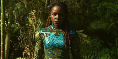 lupita nyongo shows    black panther  training   video