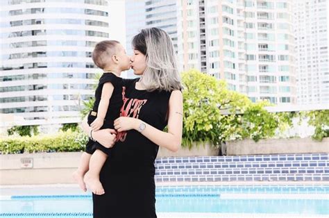 Những mẹ bỉm hot nhất MXH sành điệu và chất lừ từ mẹ đến em bé