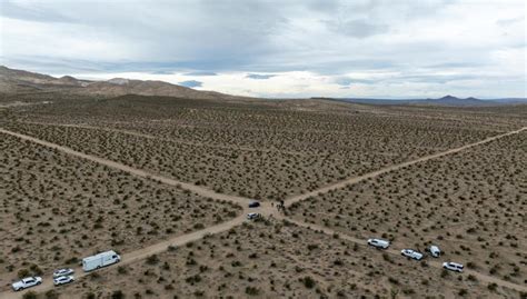 6 people found shot to death in El Mirage in San Bernardino County desert