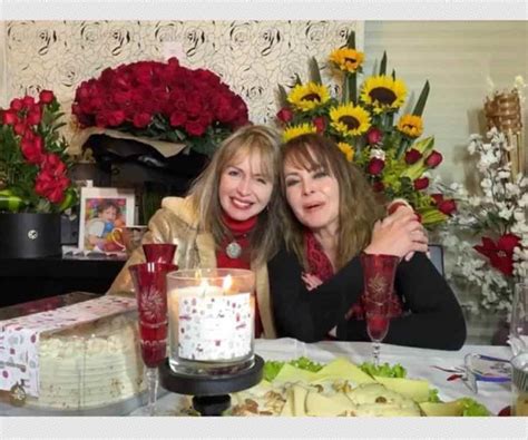 Gaby Spanic Sorprende Al Aparecer Con Su Hermana Gemela