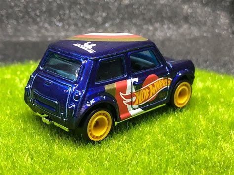 Hot Wheels Super Treasure Hunt Mini Morris TH STH Hobbies Toys Toys Games On Carousell