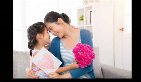 Kumpulan Ucapan Hari Ibu Dalam Bahasa Inggris Dan Indonesia Yang Menyentuh