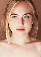 Elisa Schlott nue Photos et Vidéos de Elisa Schlott Nue Sex Tapes