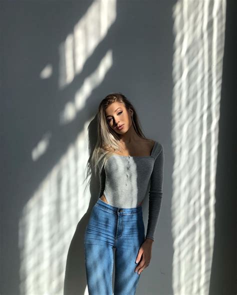 Bild Markiert Mit Skinny Angelie Dolly Angelica Elishes Blonde Russian