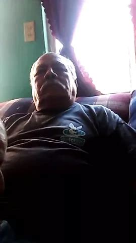 Vovo Tarado Batendo Punheta No Sofa Gay Porn 81 XHamster