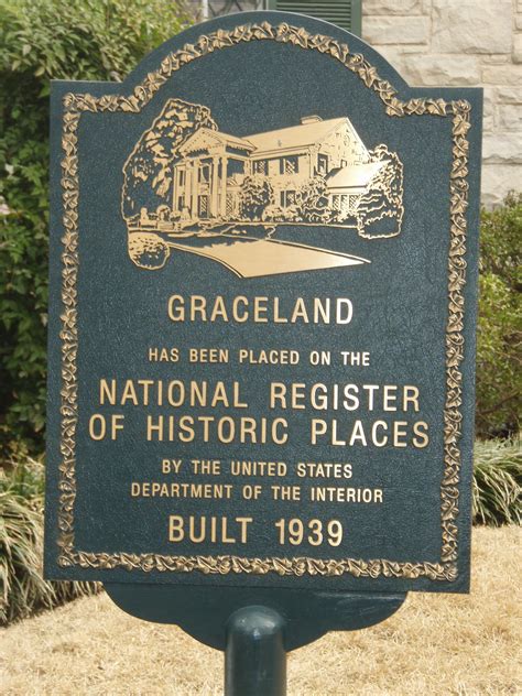 Graceland: The Iconic Elvis Presley House