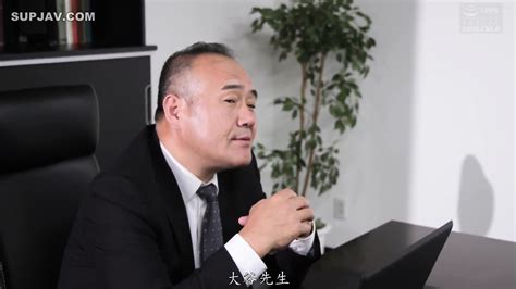 RM N CS In Front Of My Boss My Wife Became A Nude Model Mizuki Yayoi