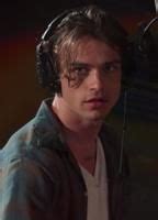 Evan Mock Thomas Doherty Gay Straight Scene In Gossip Girl Aznude Men