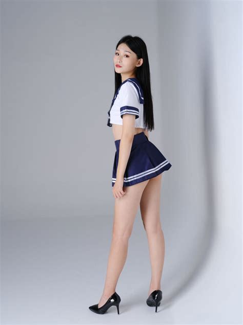 Gorgeous Chinese Women Nude Photoshoot