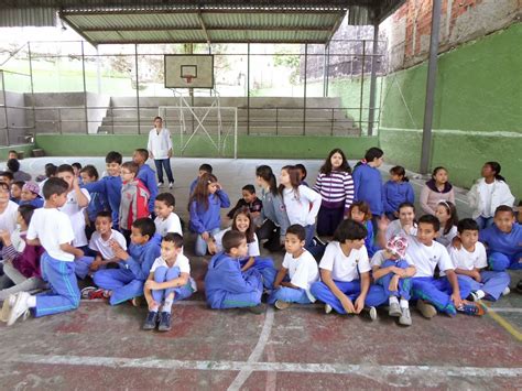 EMEF PROFª ESMERALDA SALLES PEREIRA RAMOS: O Batuk e os alunos do ciclo I