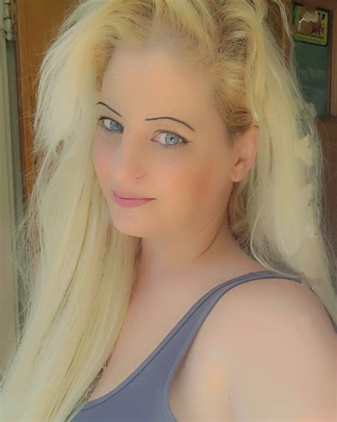 Nude Free Day R Selfie