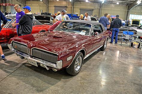 Gratuit Pornhub Hot Cougar Bangs Cub Depressing Insights From This Weekend S Cub Convention