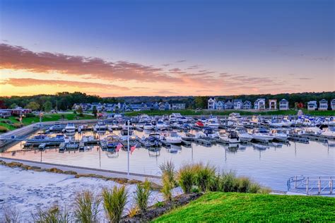 Local Area Guide - Heritage Harbor