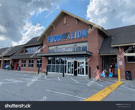 11,781 Food lion Stock Photos, Images & Photography | Shutterstock