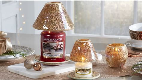 Yankee Candle Unveils Holiday Sparkle Christmas Collection