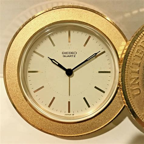 Seiko Quartz Travel Alarm Clock Usa Gold Liberty Coin Lid Round