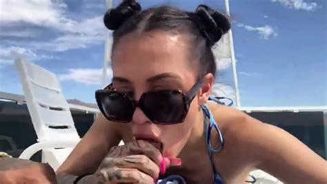 Vacation Fuck London Bunz Bunny