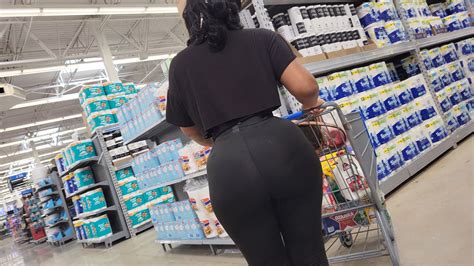 PHAT ASS Ebony Queen Bending Over In See Through Leggings Spandex Leggings Yoga Pants Forum