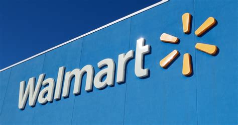Una empleada latina de Walmart gana un millón de dólares en un raspadito que compró tras un