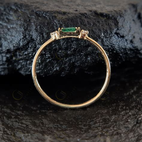 K Oro Verde Esmeralda Baguette Anillo Piedra Alianza De Etsy