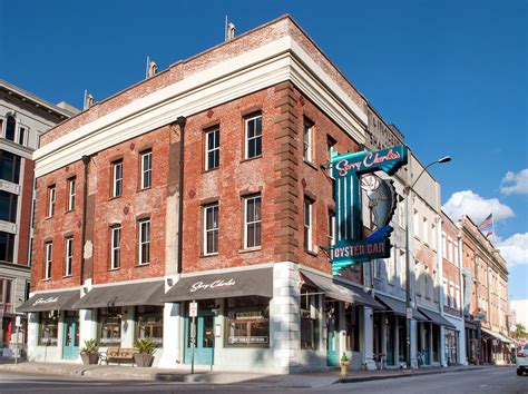 Sorry Charlie's Savannah: Menu and Dining Experience Guide 34