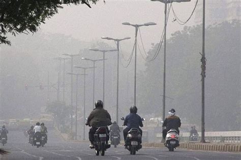 Centre S Air Quality Panel Lifts Curbs Imposed In Delhi Ncr Under Grap