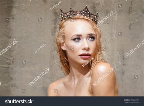 Nude Sexy Woman Perfect Body Sexy Stock Photo 1354522901 Shutterstock