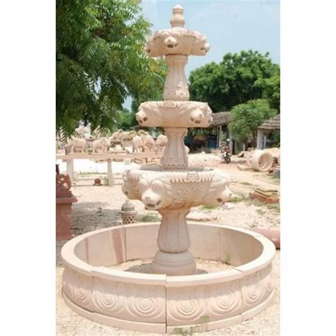 Mm Brown White Marble Fountain At Rs Marble Fountains In