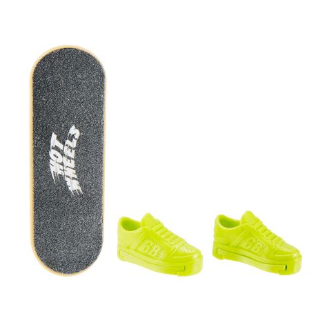 Hot Wheels Skate Fingerboard Singles Random Set Of