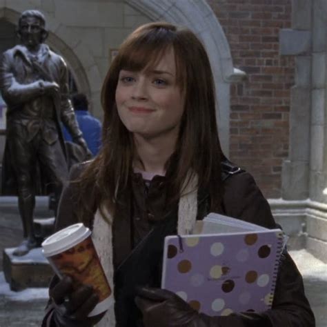 Rory Gilmore Gilmore Girls Girlmore Girls Gilmore Girls Seasons