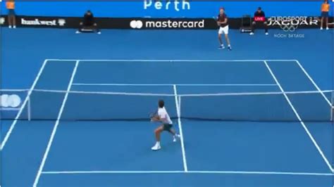 Zverev Hits Amazing Passing Shot Against Federer