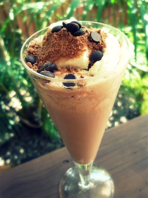 Lick The Spoon: SRC Mocha Frappuchino
