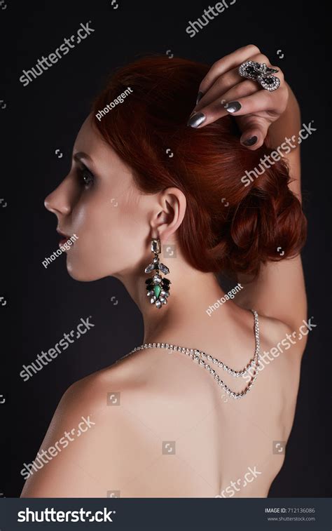 Beautiful Nude Woman Jewelry Hair Naked Stock Photo 712136086 Shutterstock