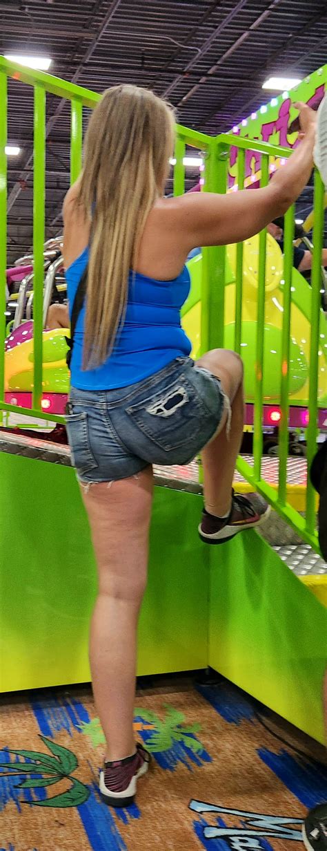 Cute Blonde Milf In Shorts Short Shorts Volleyball Forum