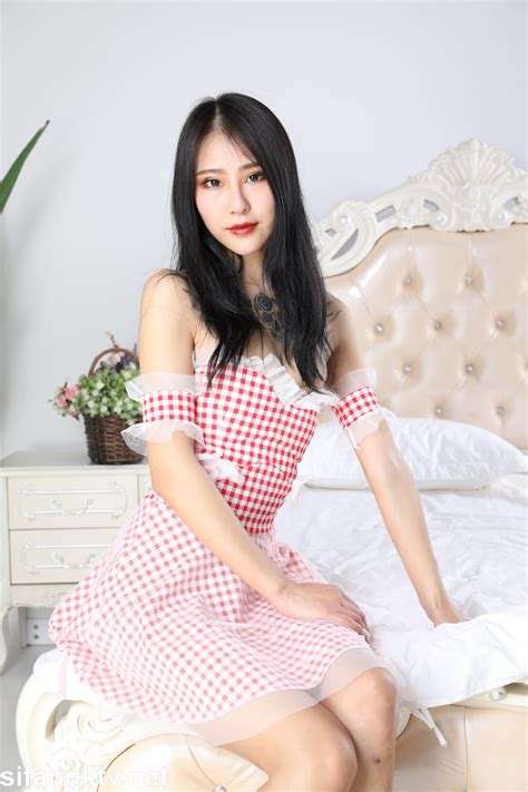 Hit x Hot 国模喏闵大尺度人体私拍套图 Page 1 94