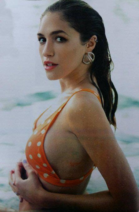 Hot Sexy Candela Vetrano Bikini Pics