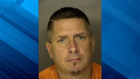 Police 32 Year Old Man Woman Arrested For Having Sex On Amusement Park Ride