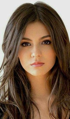 Pin By Carlos Diaz On Victoria Justice Brunette Beauty Hair Hair Beauty