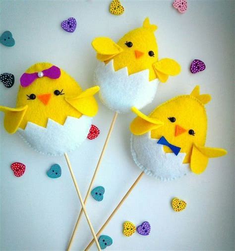 Как сшить курочку из ткани своими руками? | Felt easter crafts, Felt ...