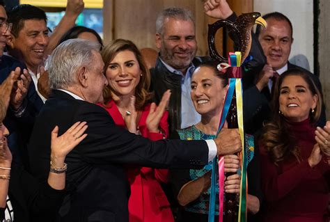 AMLO entrega el bastón del mando de la 4T a Claudia Sheinbaum Alto Nivel