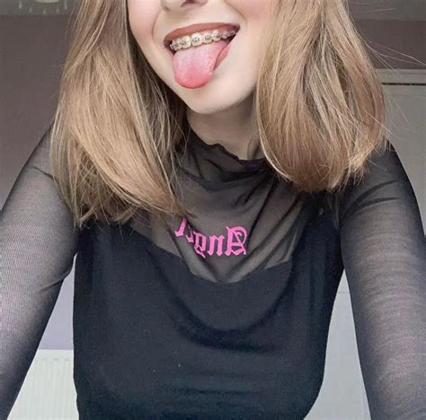 Im Not Naked Here But Hiii Scrolller