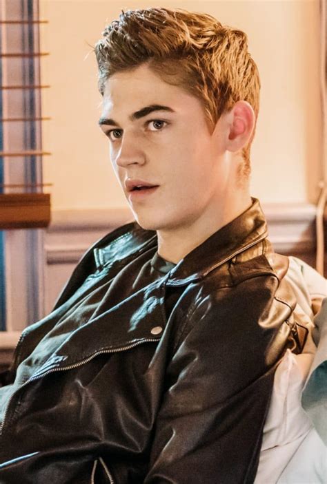 Hero Fiennes Tiffin / Hero Fiennes Tiffin: 5 Things You Need To See ...