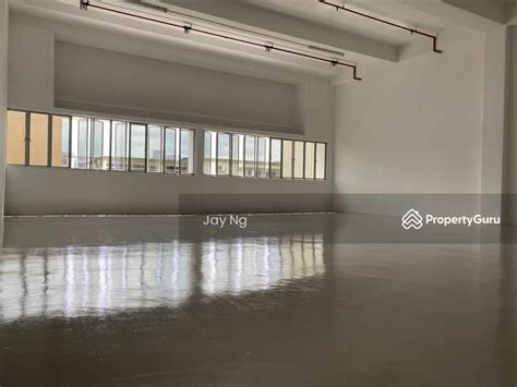 Foo Wah Industrial Building 45 Jalan Pemimpin 25920 Sqft Light