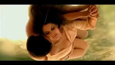 Zarine Khan Kisses Very Hot In Hate Story 3 Xxx Mobile Porno Videos Movies IPornTV Net