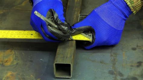 Резка профильной трубы под углом 45 и сварка