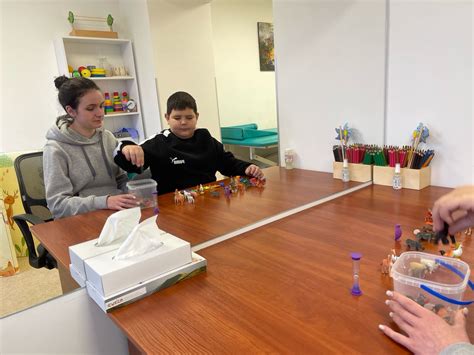 Заняття з логопедом-дефектологом - Іоаннів Центр