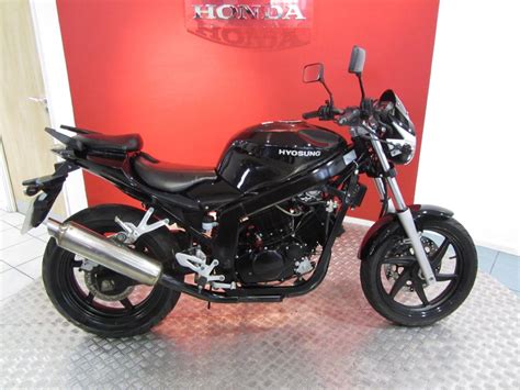 Hyosung Hyosung GT 125 Naked GT125 Comet Moto ZombDrive