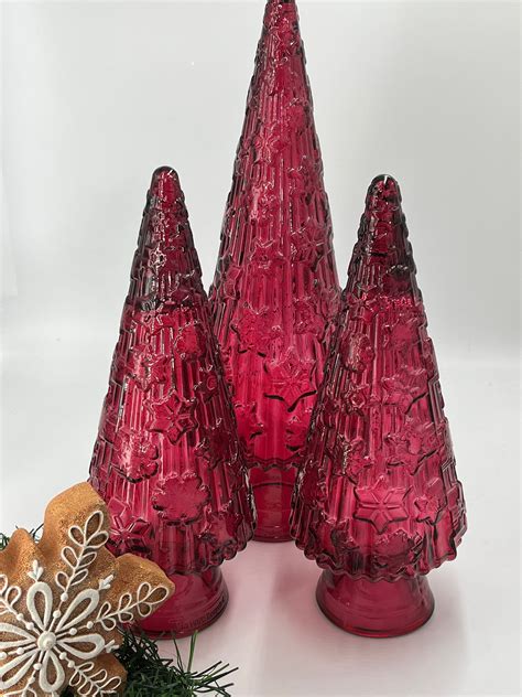 Cranberry Red Glass Christmas Tree 100 Recycled Holiday Etsy