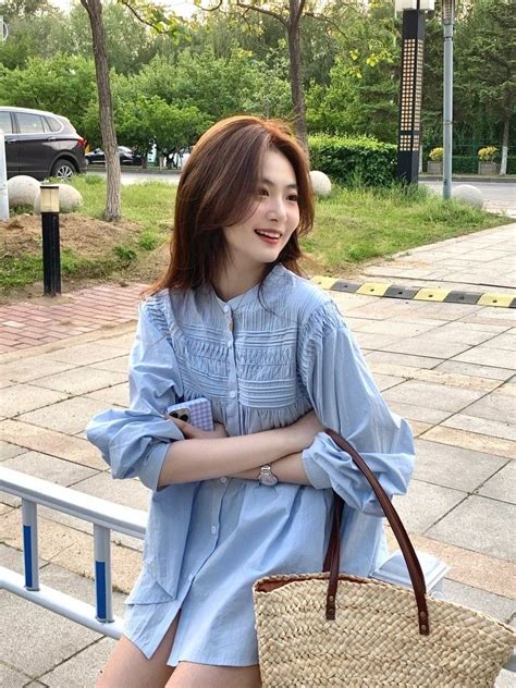 Hik Korean Fashion Trends Other People Nancy Blouses Trending Makeup Girls Make Up